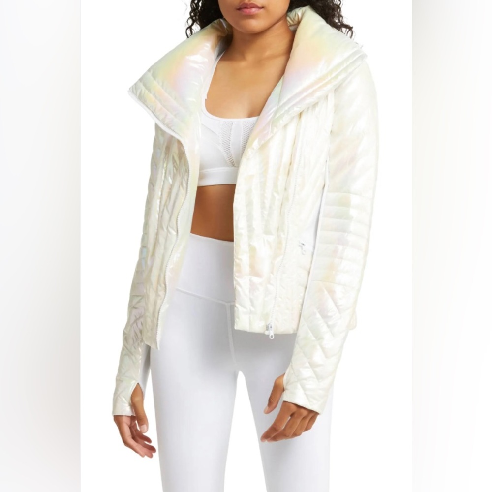 Blanc Noir motion panel puffer in oyster(white holographic)